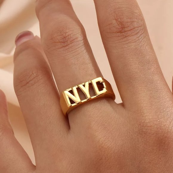 NYC Initial Signet Ring 18K Gold Plated Stainless Steel‎ - Picture 3 of 11